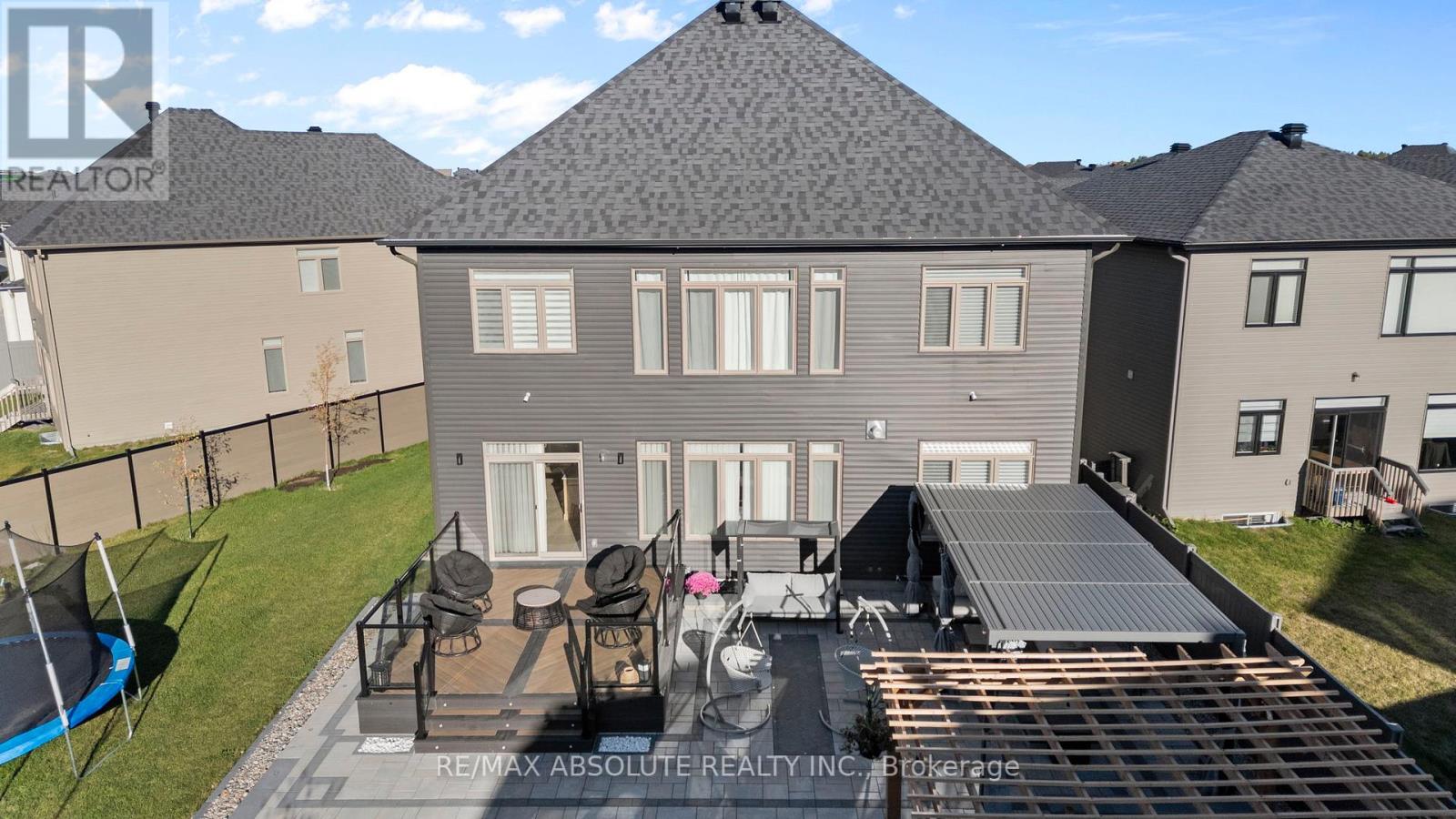 921 Beckton Heights, Ottawa, Ontario  K2S 2X5 - Photo 5 - X12455413