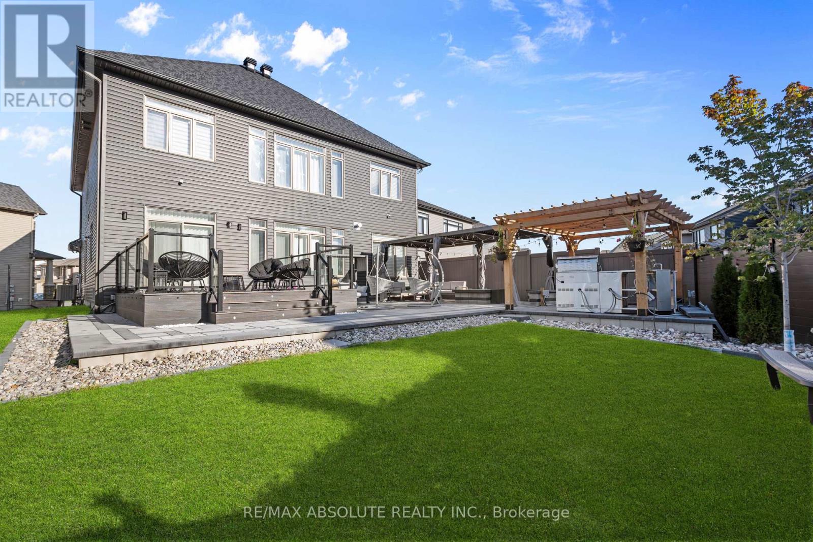 921 Beckton Heights, Ottawa, Ontario  K2S 2X5 - Photo 46 - X12455413