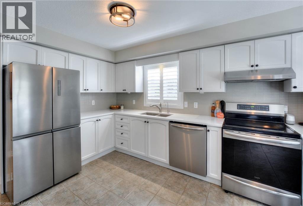 69 Hearthwood Crescent, Kitchener, Ontario  N2R 1K6 - Photo 12 - 40770095