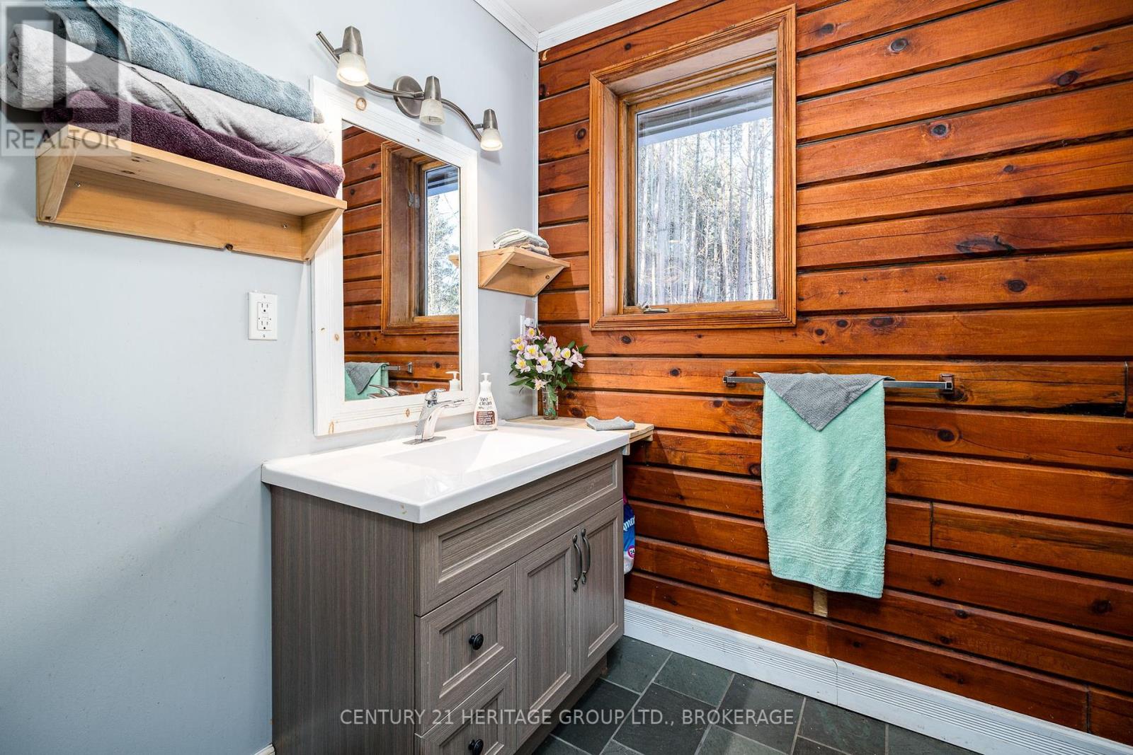 19 Mccrea Court E, Tweed (Hungerford (Twp)), Ontario  K0K 3J0 - Photo 22 - X12455647