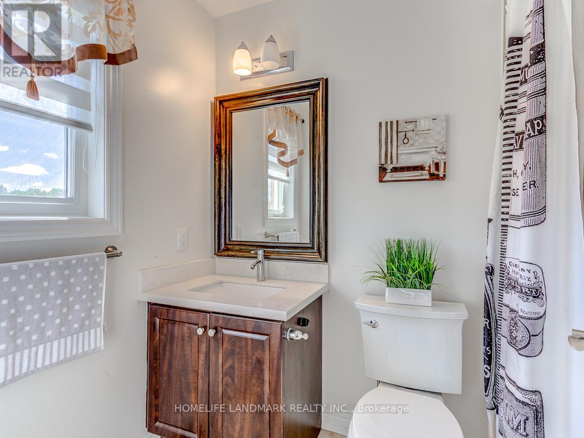 137 Alpaca Drive, Richmond Hill, Ontario  L4E 0R2 - Photo 12 - N12454598