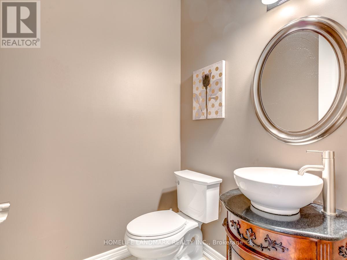 137 Alpaca Drive, Richmond Hill, Ontario  L4E 0R2 - Photo 17 - N12454598