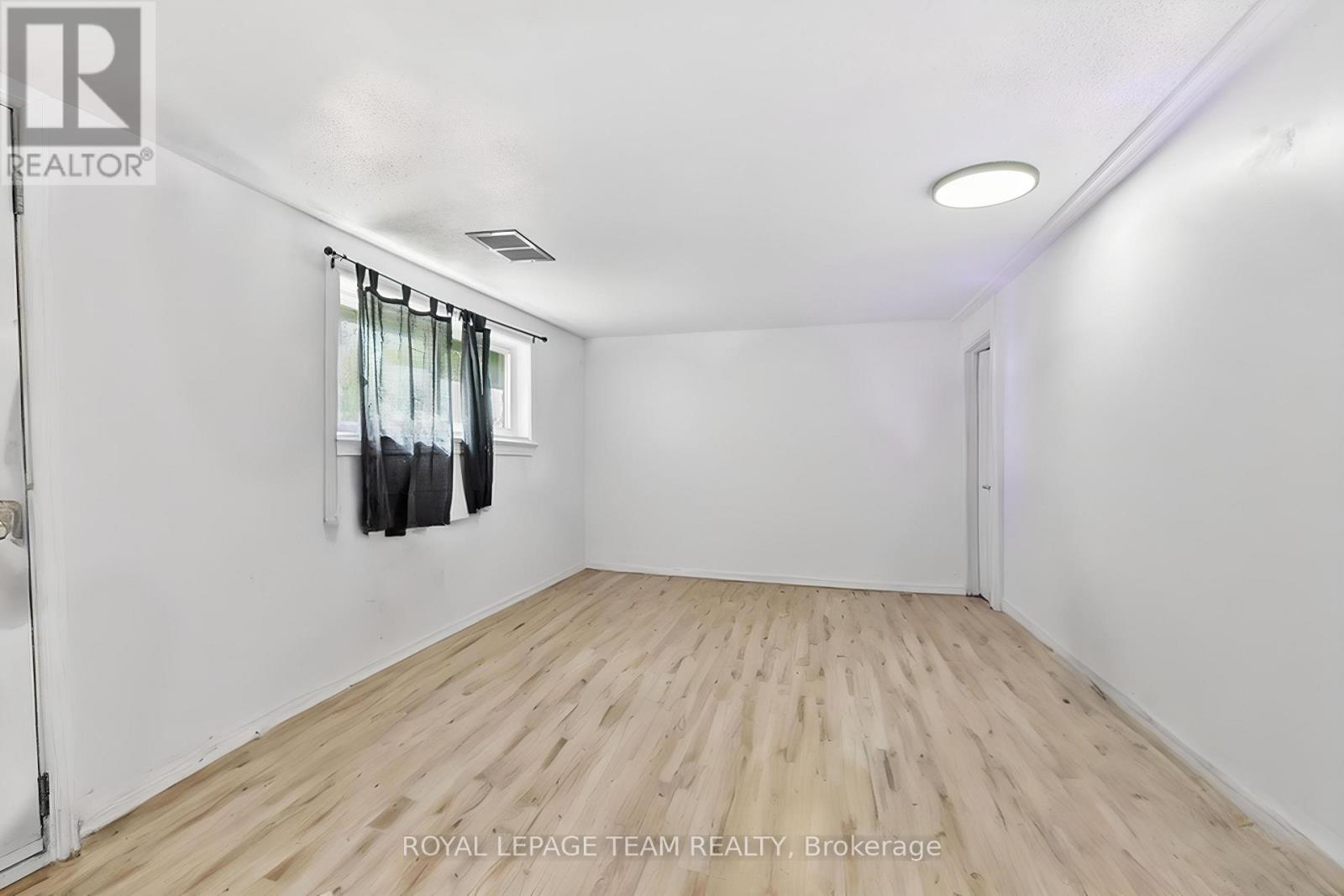 105 Jolliet Avenue, Ottawa, Ontario  K1L 5H1 - Photo 18 - X12455653