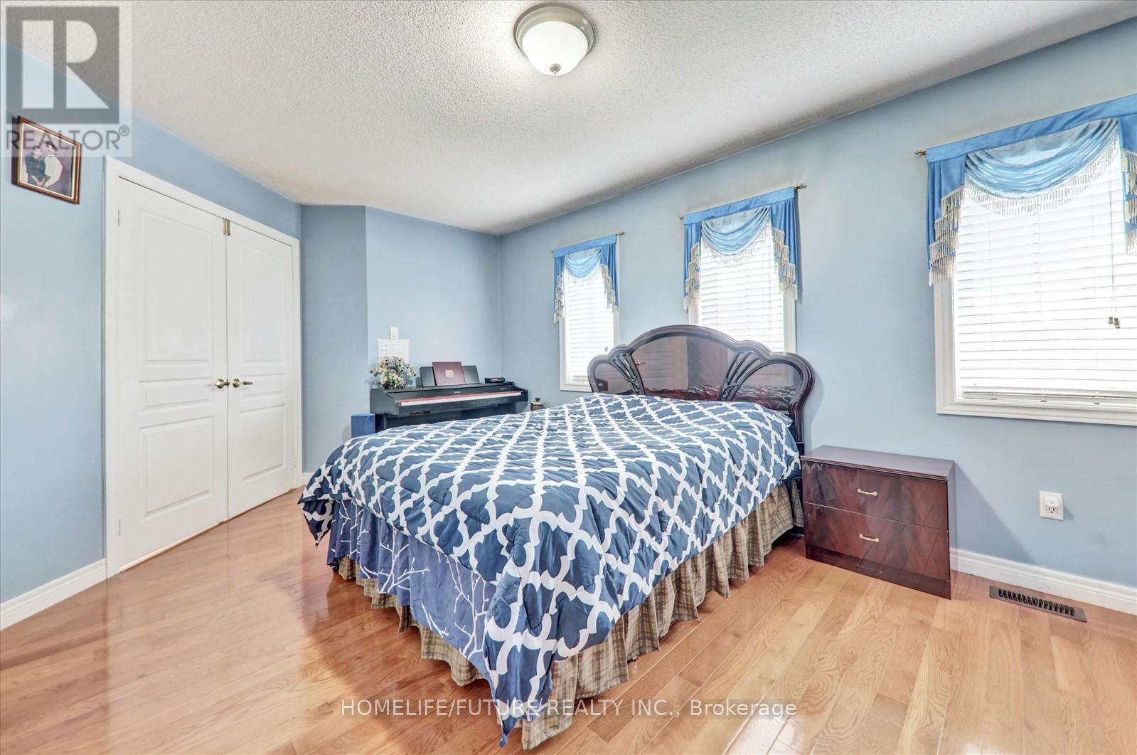 2 Tovey Terrace, Brampton, Ontario  L6R 3E6 - Photo 33 - W12455617