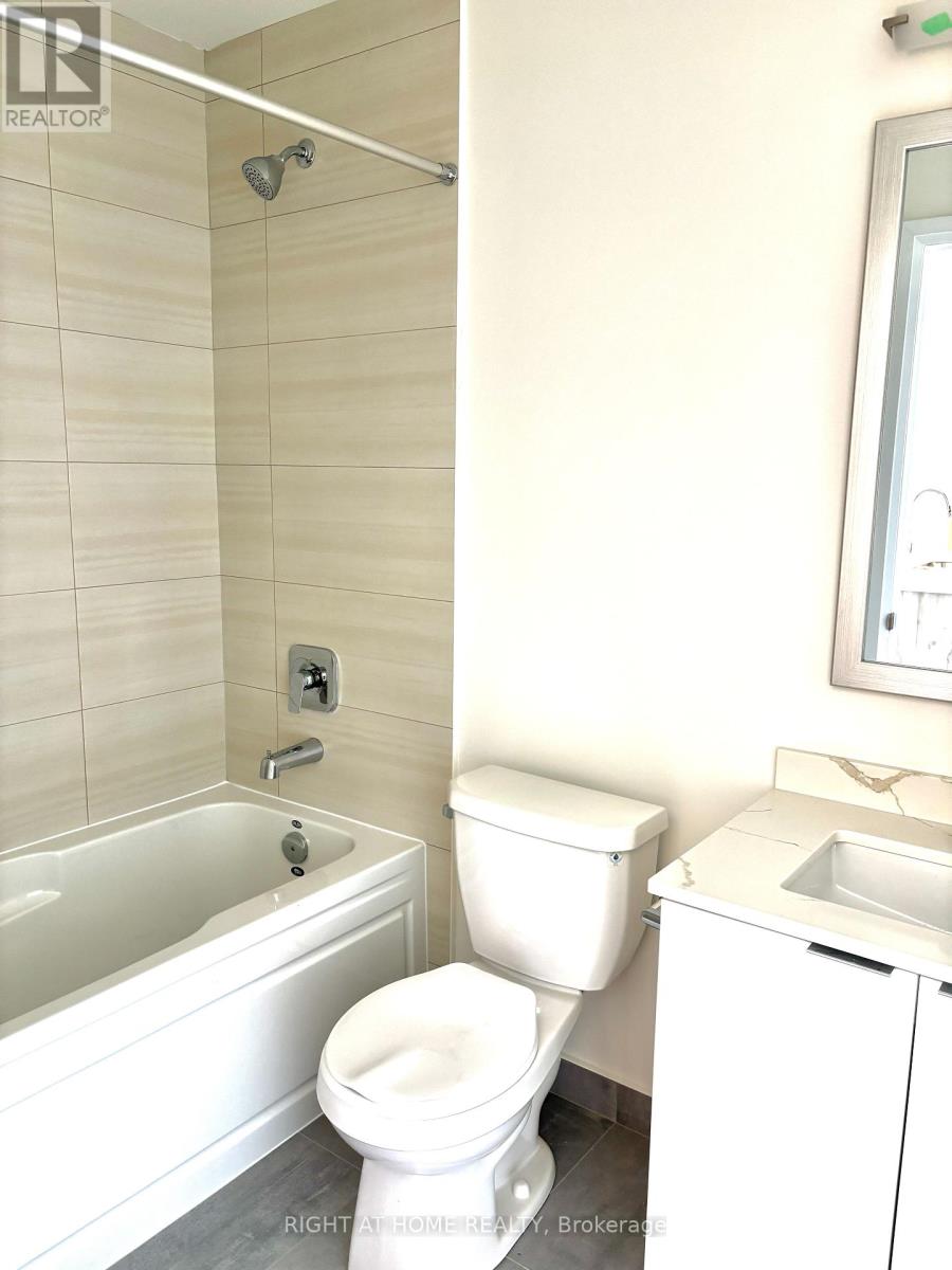 2204 - 15 Watergarden Drive, Mississauga, Ontario  L5R 0H4 - Photo 14 - W12455618