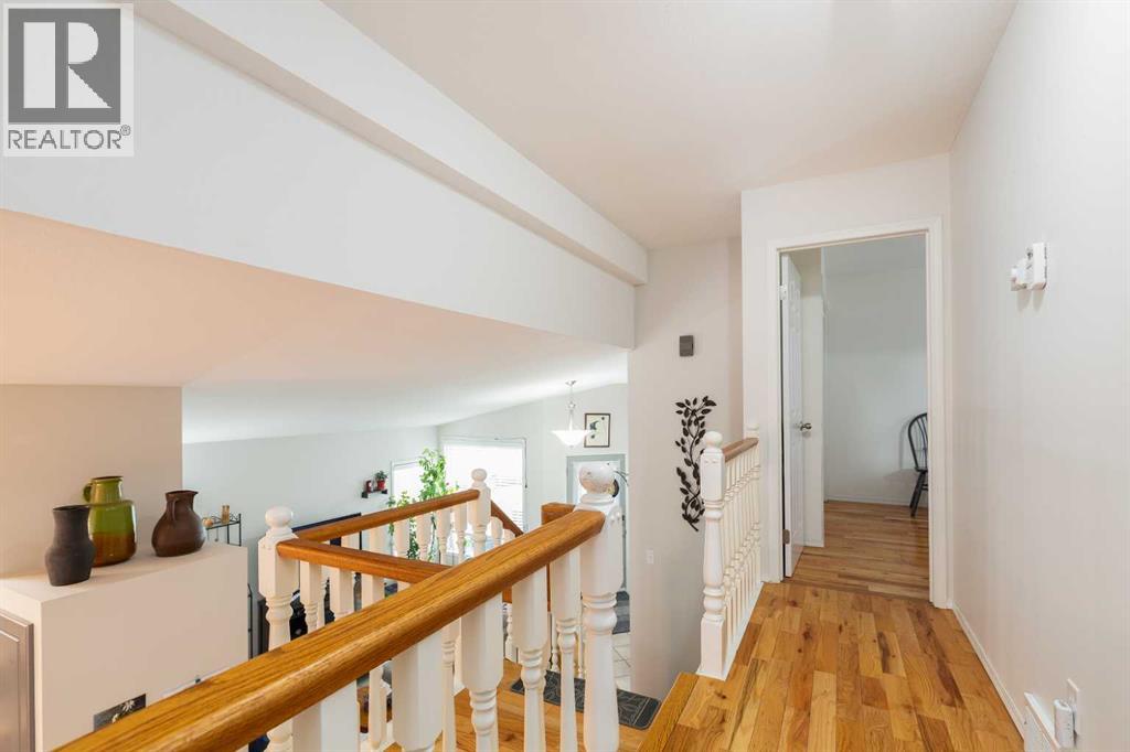 30 Heritage Crescent W, Lethbridge, Alberta  T1K 6S3 - Photo 11 - A2255278