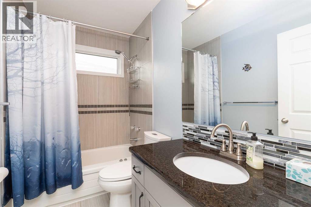 30 Heritage Crescent W, Lethbridge, Alberta  T1K 6S3 - Photo 16 - A2255278