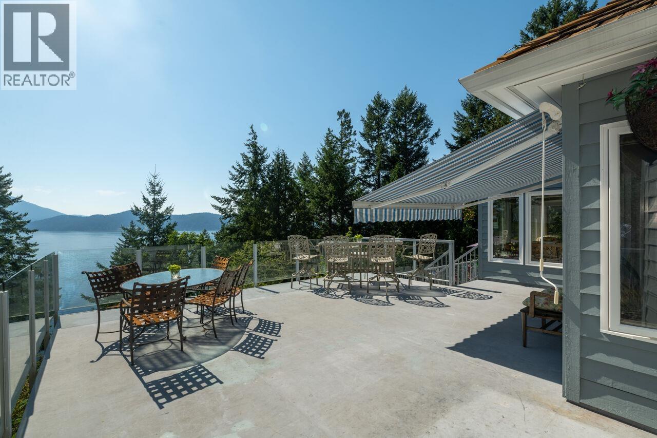 63 Chadwick Road, Gibsons, British Columbia  V0N 1V6 - Photo 4 - R3053462