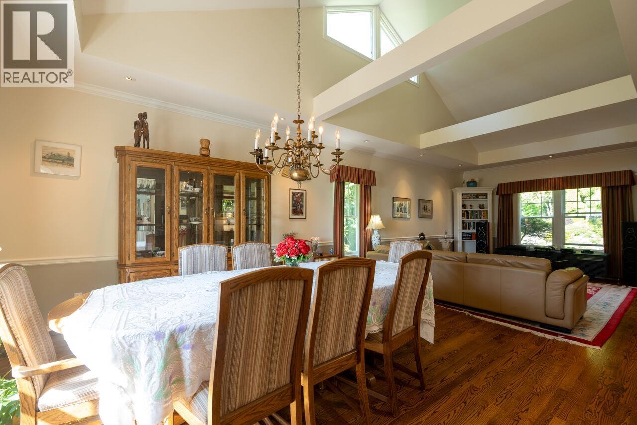 63 Chadwick Road, Gibsons, British Columbia  V0N 1V6 - Photo 12 - R3053462