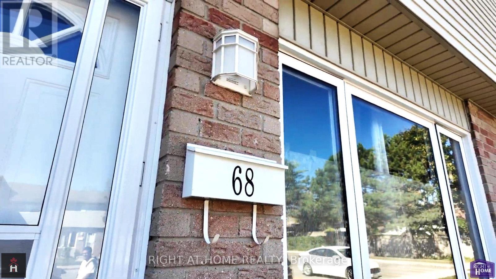 68 - 1095 Jalna Boulevard, London South, Ontario  N6E 2Y7 - Photo 3 - X12455633