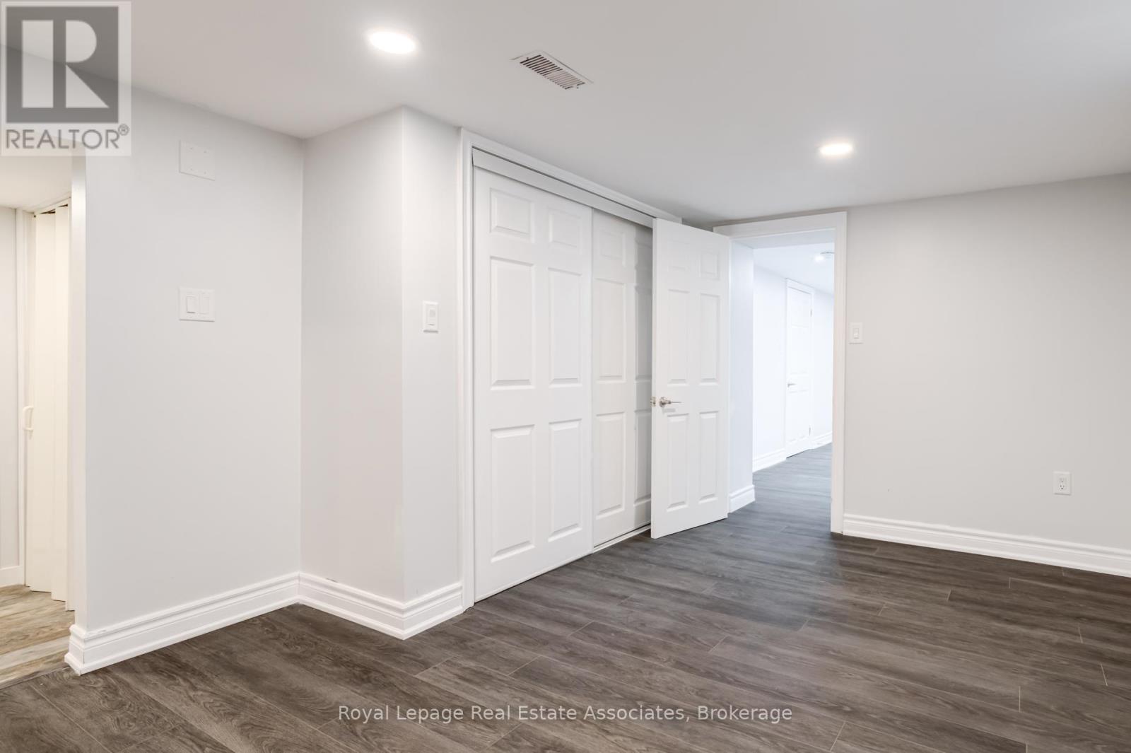 41 Woolley Street, Kitchener, Ontario  N1R 5J7 - Photo 5 - X12455634