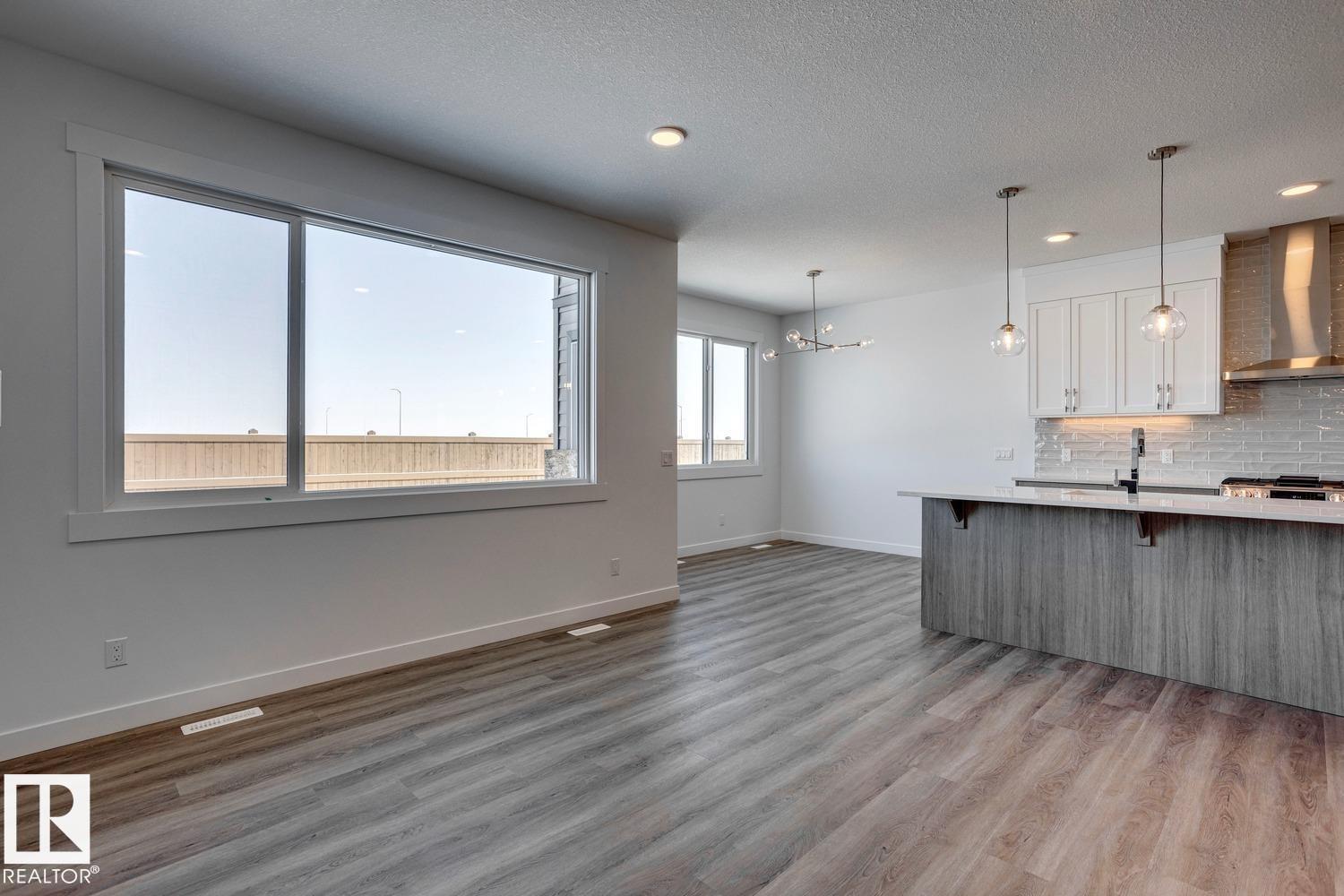 6268 180 Av Nw Nw, Edmonton, Alberta  T5Y 4A6 - Photo 10 - E4461594