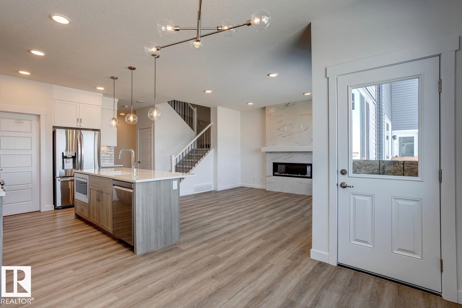 6268 180 Av Nw Nw, Edmonton, Alberta  T5Y 4A6 - Photo 9 - E4461594