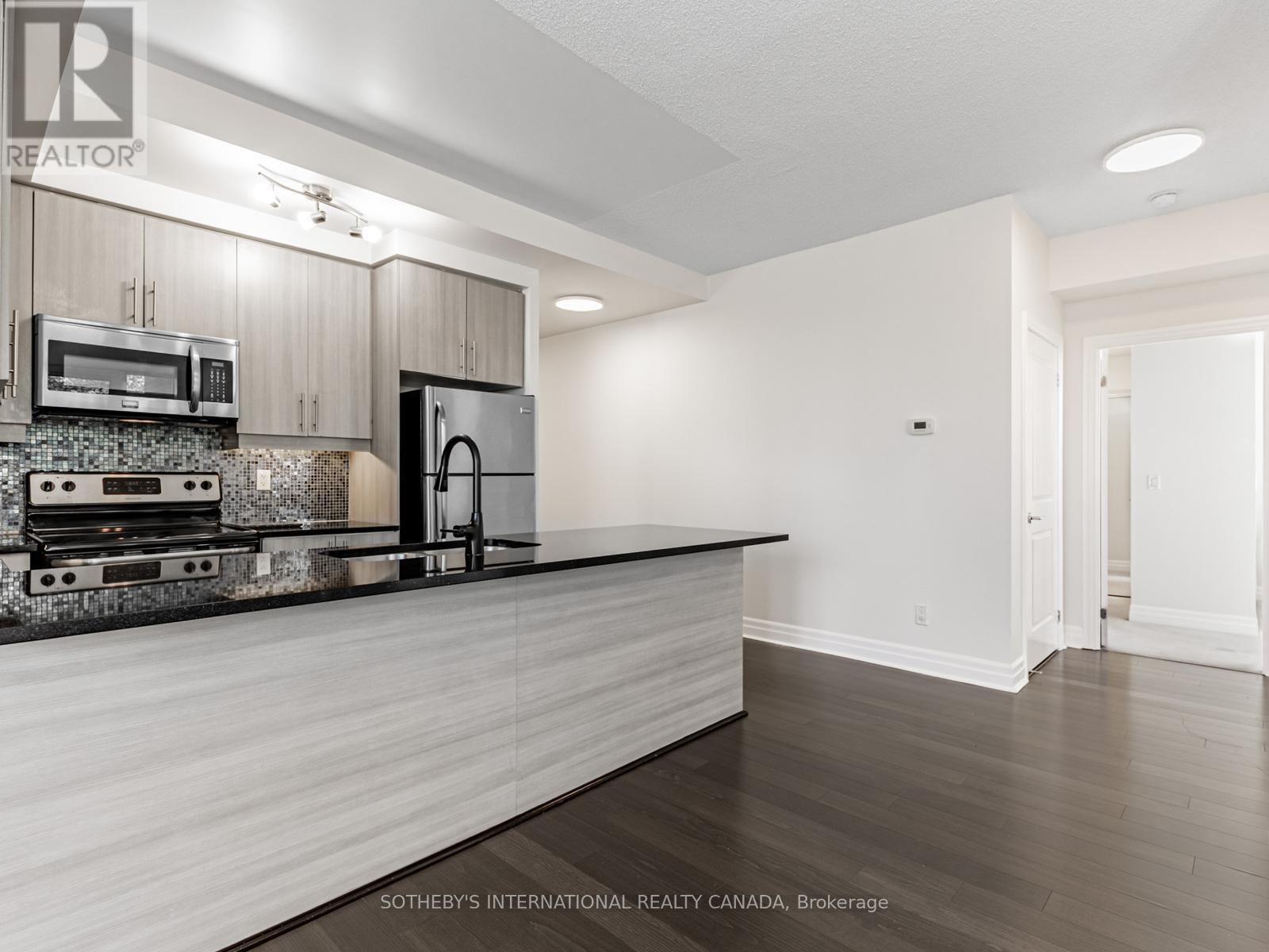 701 - 8130 Birchmount Road, Markham, Ontario  L6G 0E4 - Photo 7 - N12454020