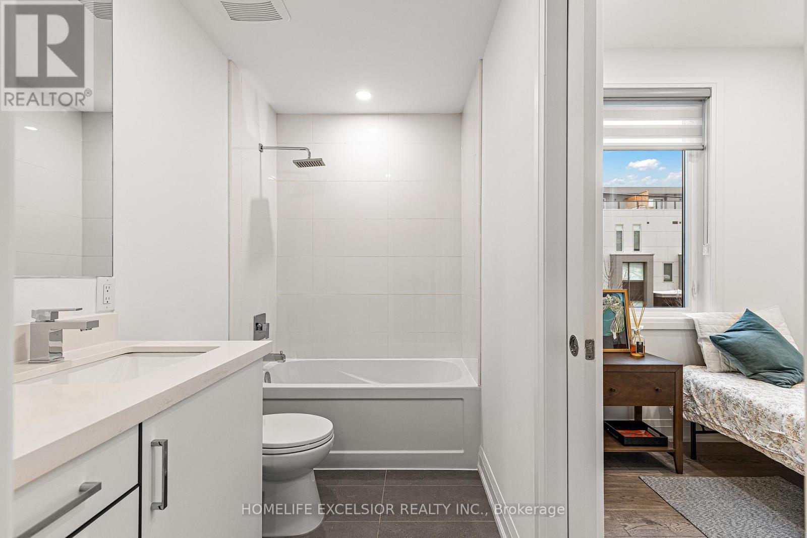 Unit 1 - 18 Greenbriar Road, Toronto, Ontario  M2K 0G7 - Photo 22 - C12455639