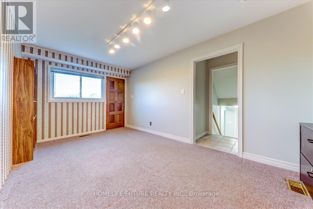Bsmt - 34 Oakmeadow Boulevard, Toronto, Ontario  M1E 4G1 - Photo 8 - E12455638