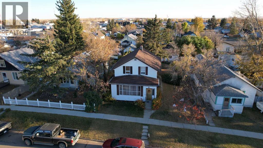 215 5 Avenue W, Hanna, Alberta  T0J 1P0 - Photo 4 - A2263668
