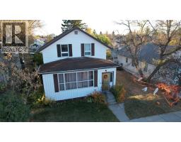 215 5 Avenue W Hanna, Hanna, Ca
