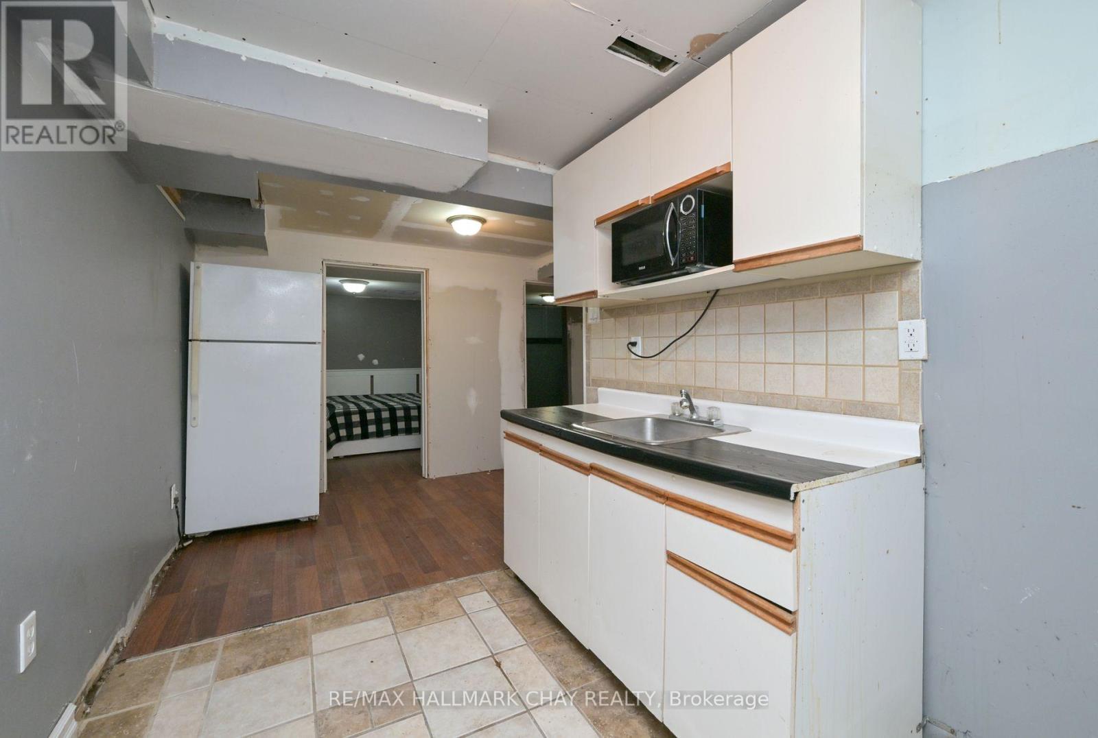 116 King Street S, New Tecumseth, Ontario  L9R 1B5 - Photo 25 - N12455645