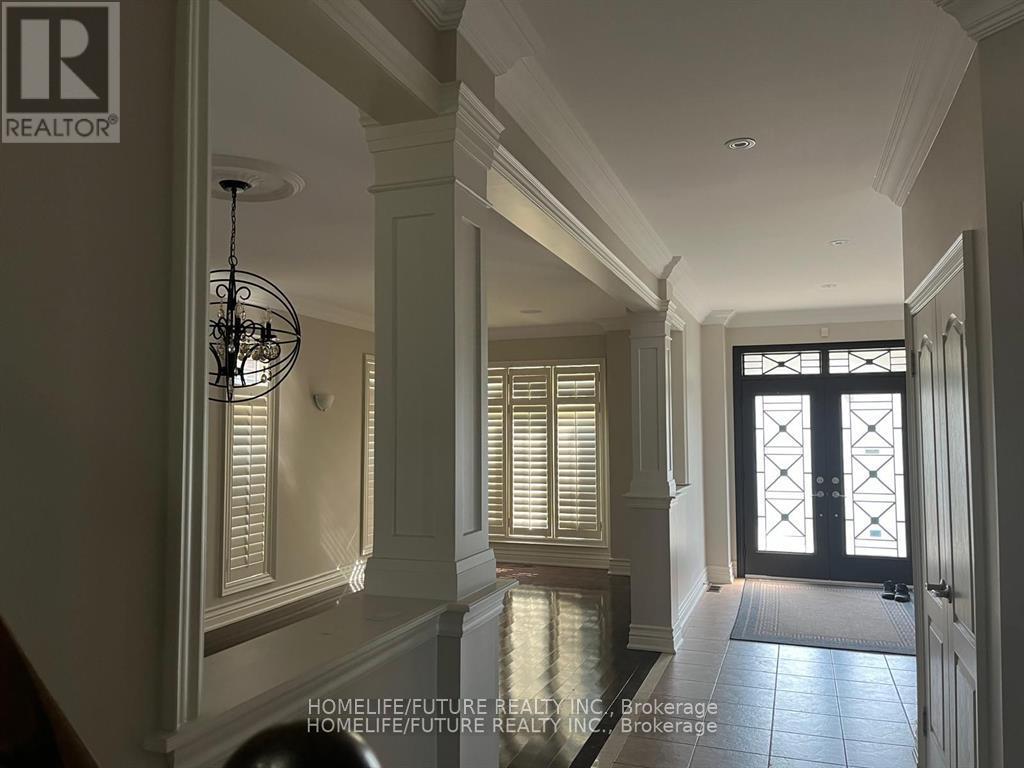 253 Harold Avenue, Whitchurch-Stouffville, Ontario  L4A 1C1 - Photo 6 - N12455657