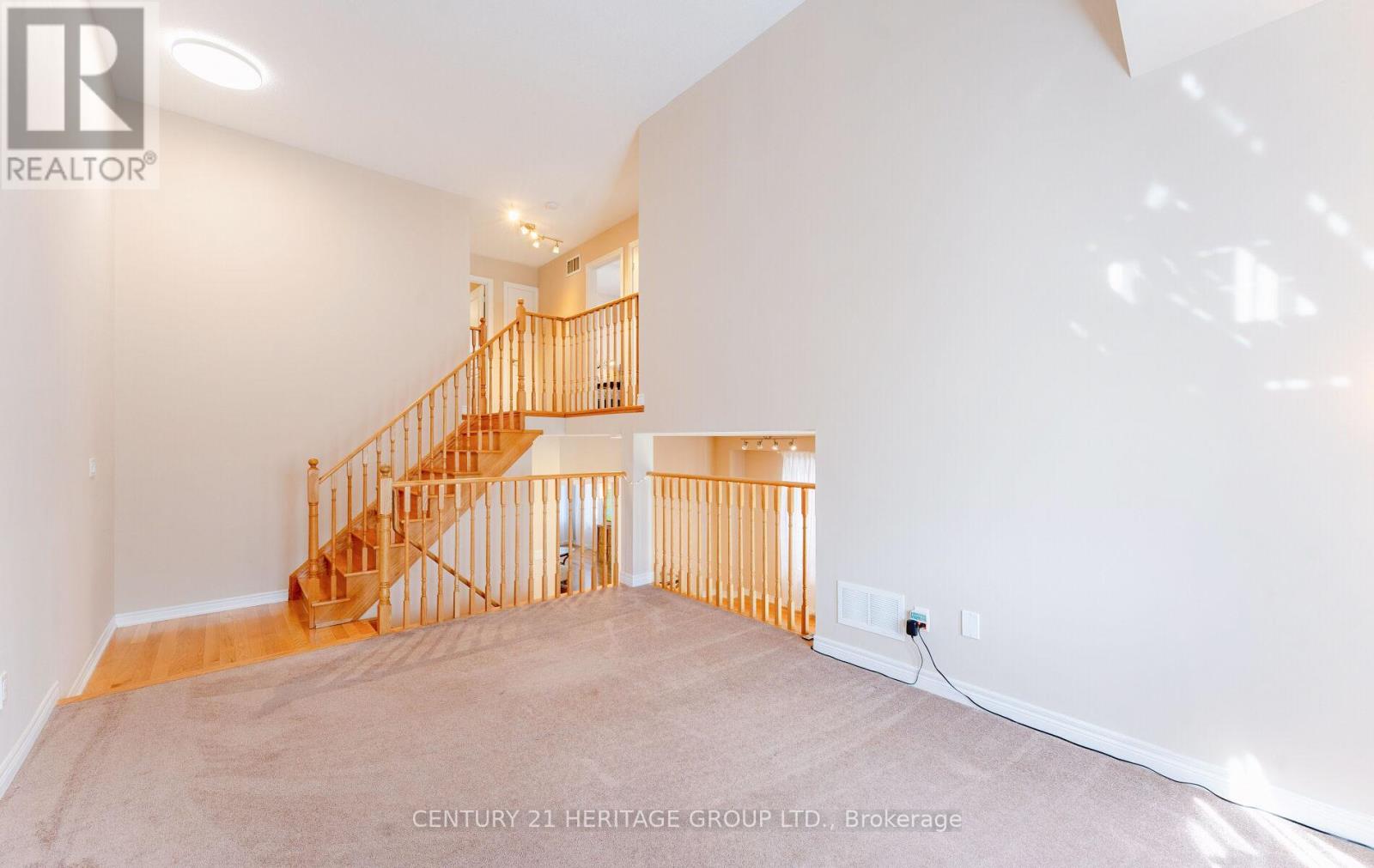 Upper - 50 Sydie Lane, New Tecumseth, Ontario  L0G 1W0 - Photo 18 - N12455660
