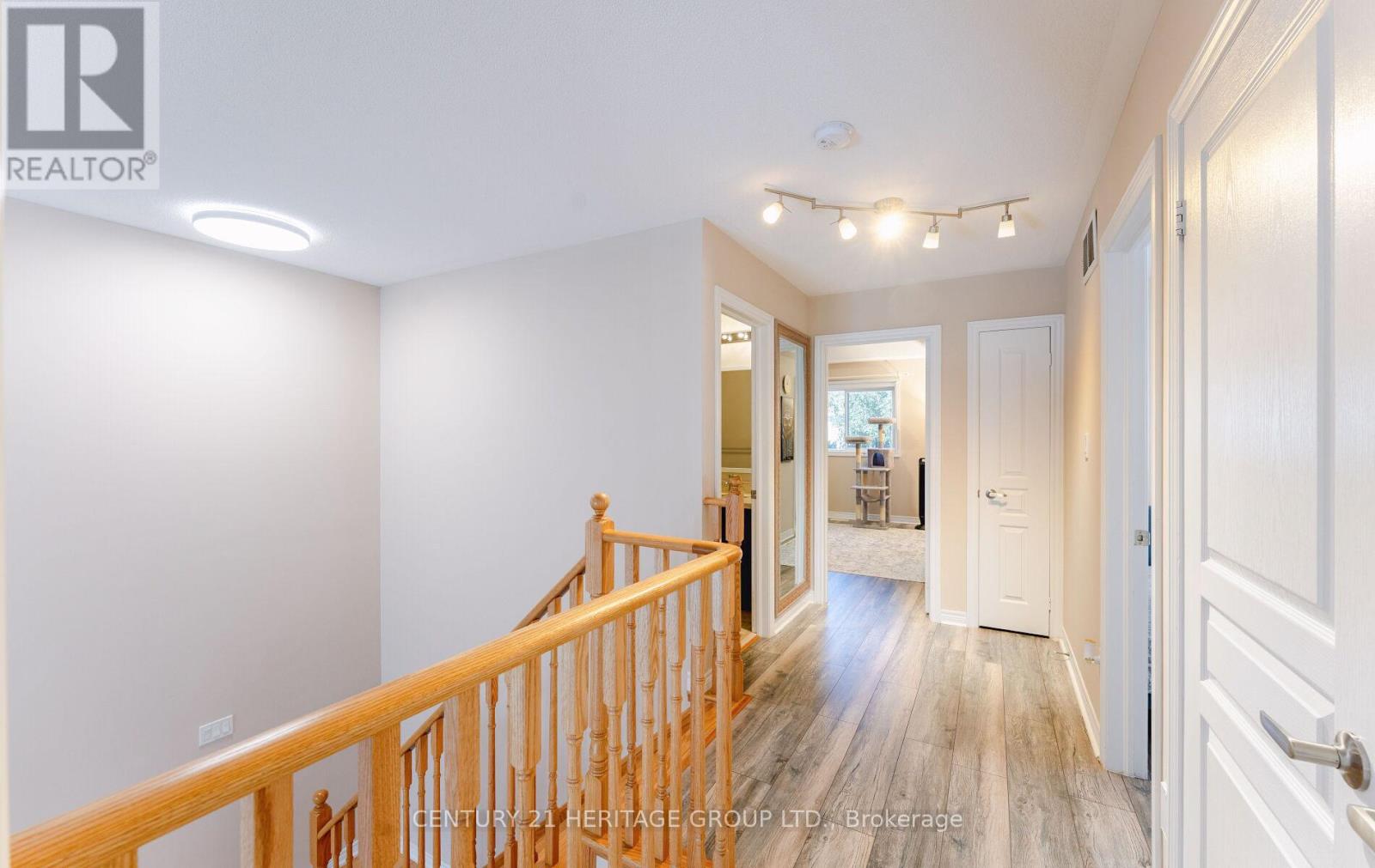 Upper - 50 Sydie Lane, New Tecumseth, Ontario  L0G 1W0 - Photo 20 - N12455660