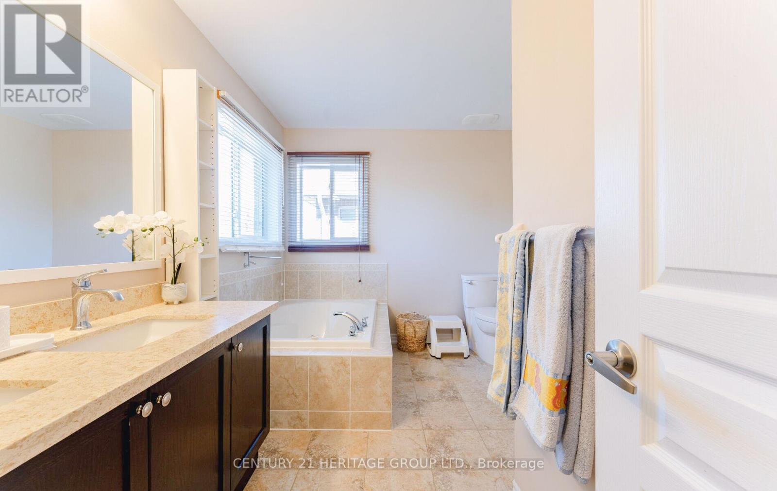Upper - 50 Sydie Lane, New Tecumseth, Ontario  L0G 1W0 - Photo 24 - N12455660