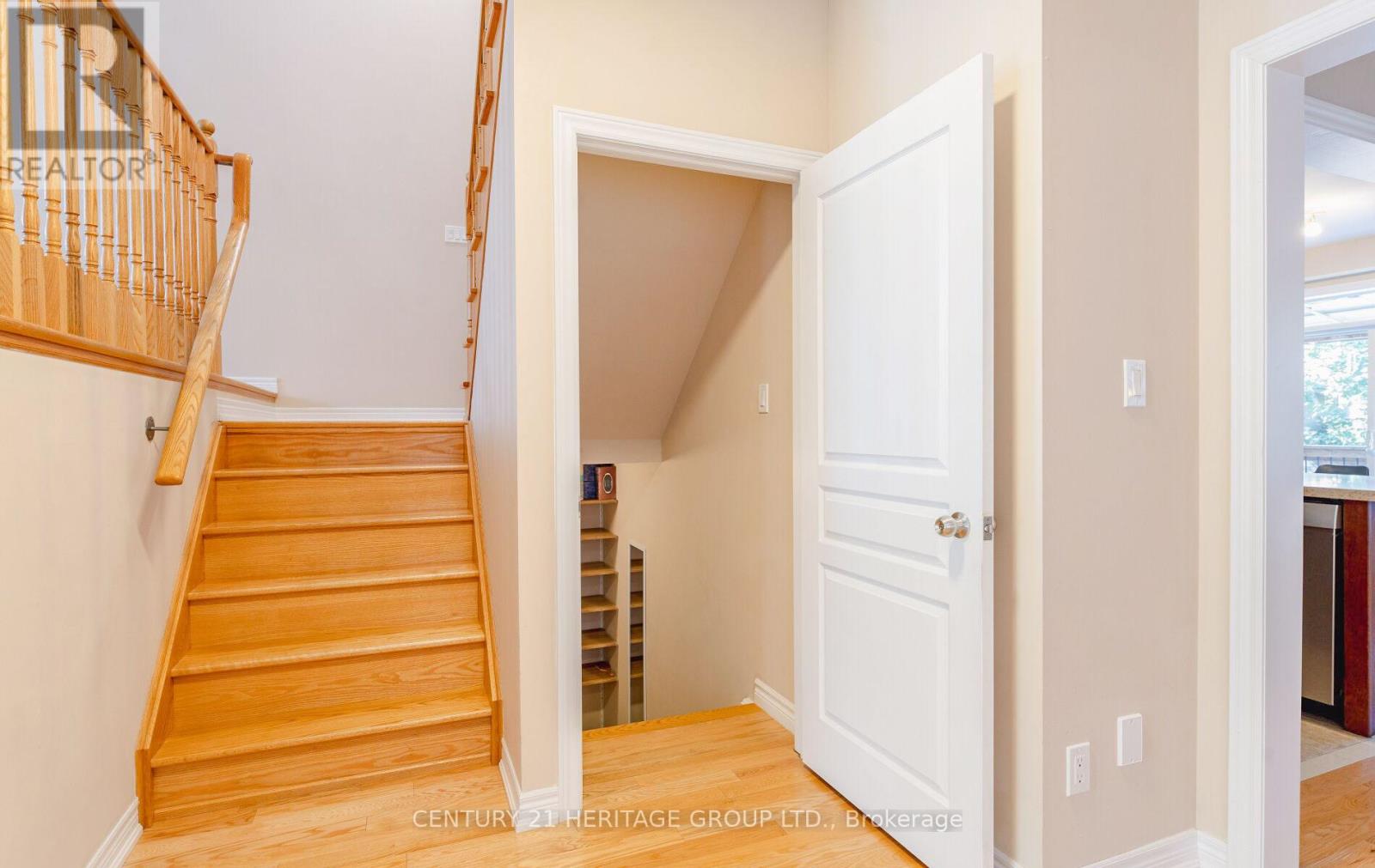 Upper - 50 Sydie Lane, New Tecumseth, Ontario  L0G 1W0 - Photo 36 - N12455660