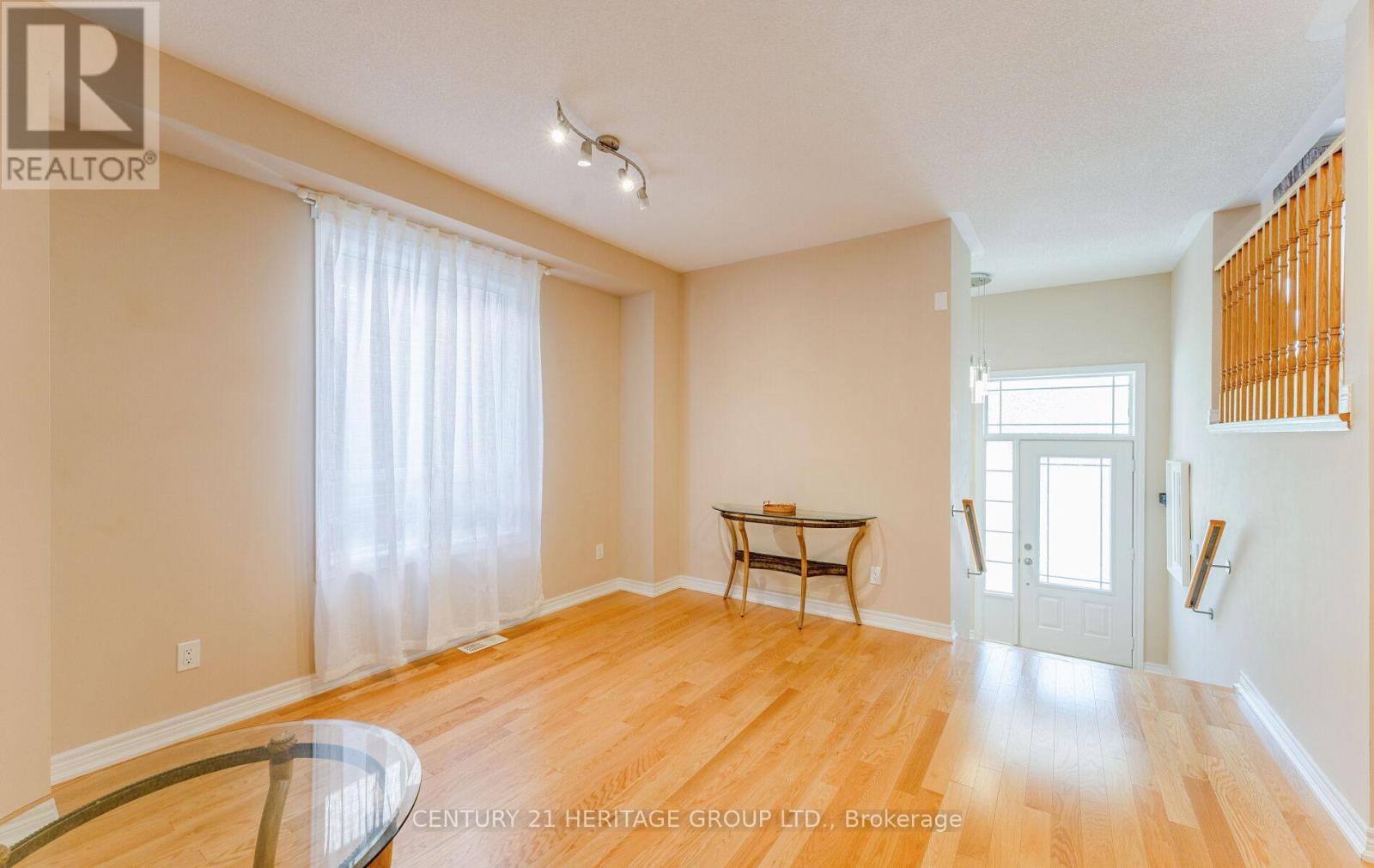 Upper - 50 Sydie Lane, New Tecumseth, Ontario  L0G 1W0 - Photo 5 - N12455660