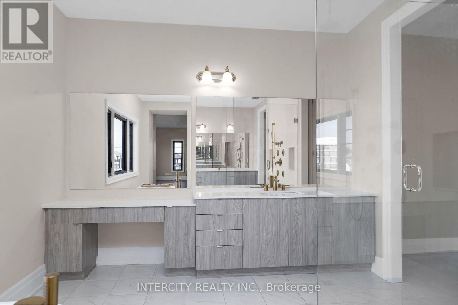 2 Pine Heights Drive, Vaughan, Ontario  L4H 5C9 - Photo 24 - N12455669