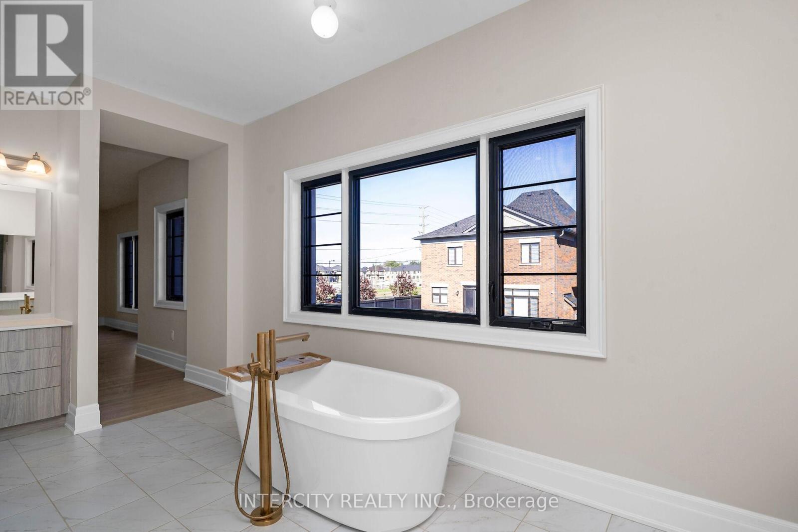 2 Pine Heights Drive, Vaughan, Ontario  L4H 5C9 - Photo 26 - N12455669