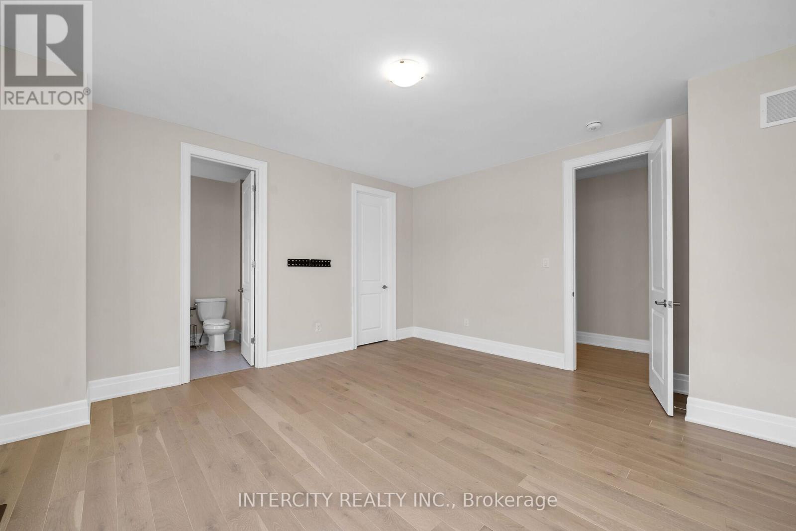 2 Pine Heights Drive, Vaughan, Ontario  L4H 5C9 - Photo 29 - N12455669