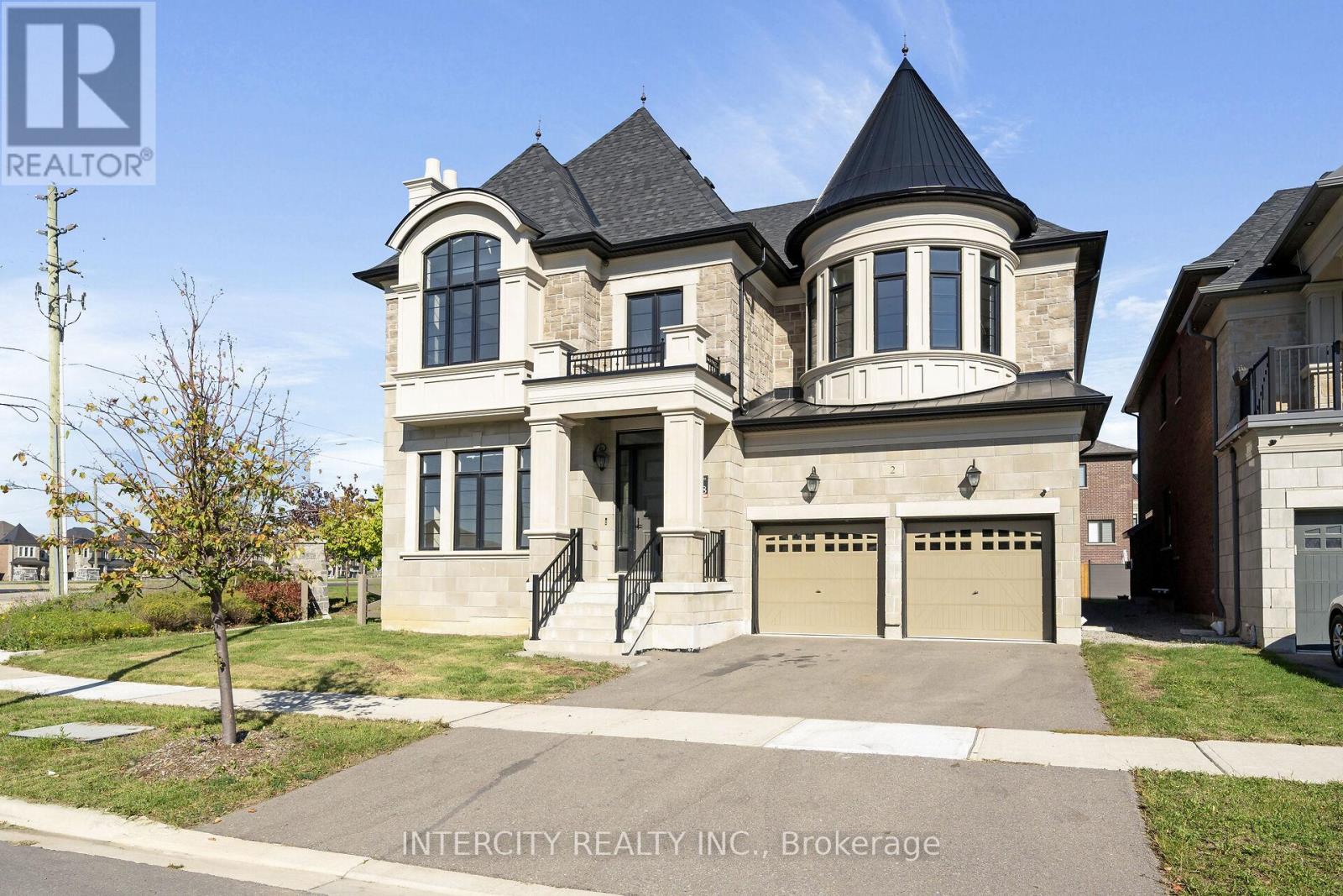 2 Pine Heights Drive, Vaughan, Ontario  L4H 5C9 - Photo 3 - N12455669