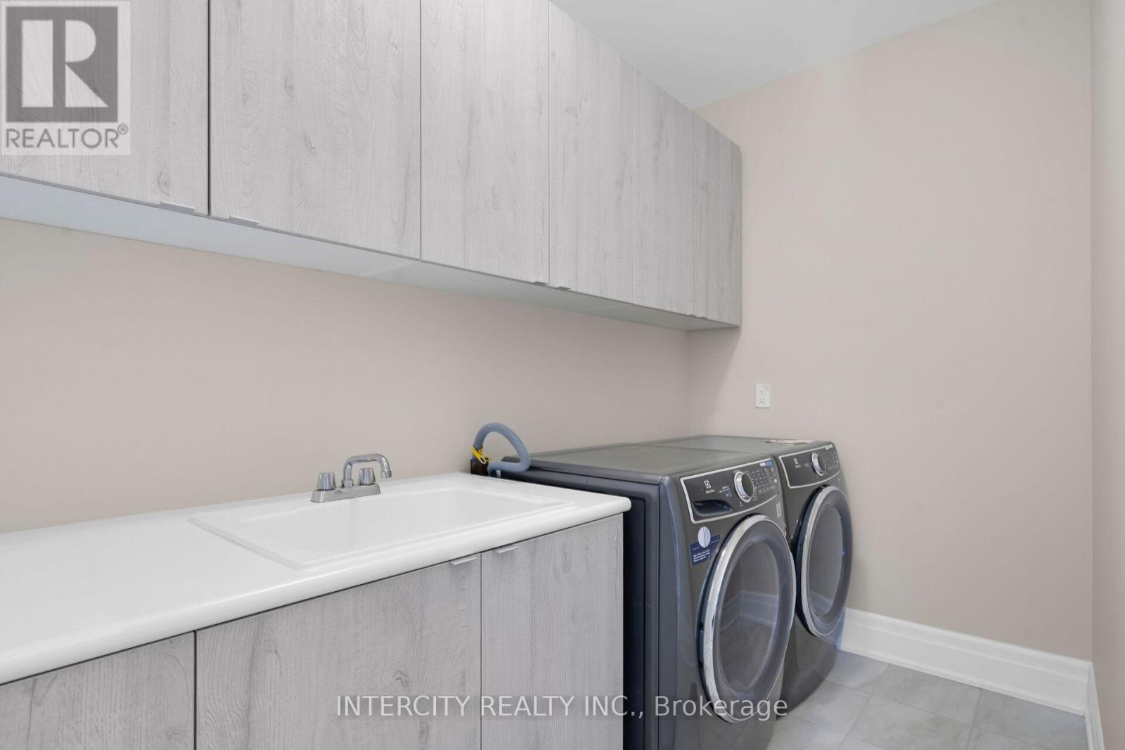2 Pine Heights Drive, Vaughan, Ontario  L4H 5C9 - Photo 39 - N12455669