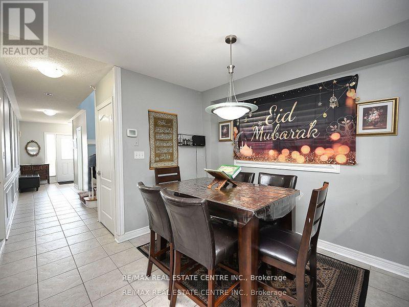 1162 Tupper Drive, Milton, Ontario  L9T 6T4 - Photo 16 - W12455640