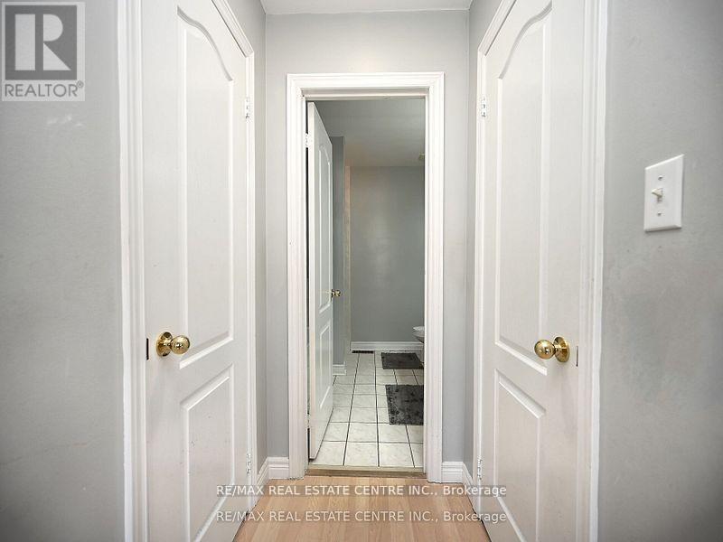1162 Tupper Drive, Milton, Ontario  L9T 6T4 - Photo 29 - W12455640