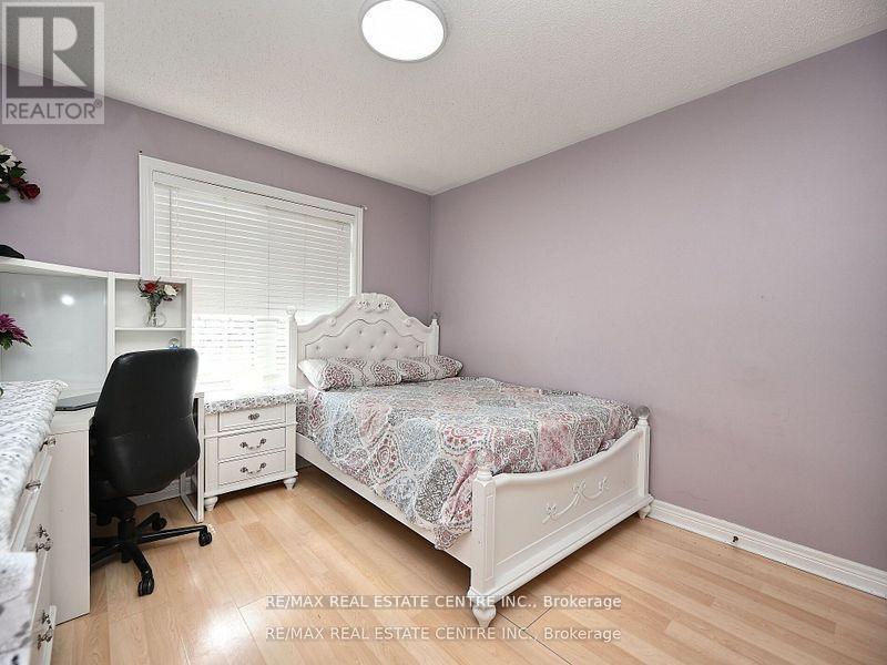 1162 Tupper Drive, Milton, Ontario  L9T 6T4 - Photo 36 - W12455640