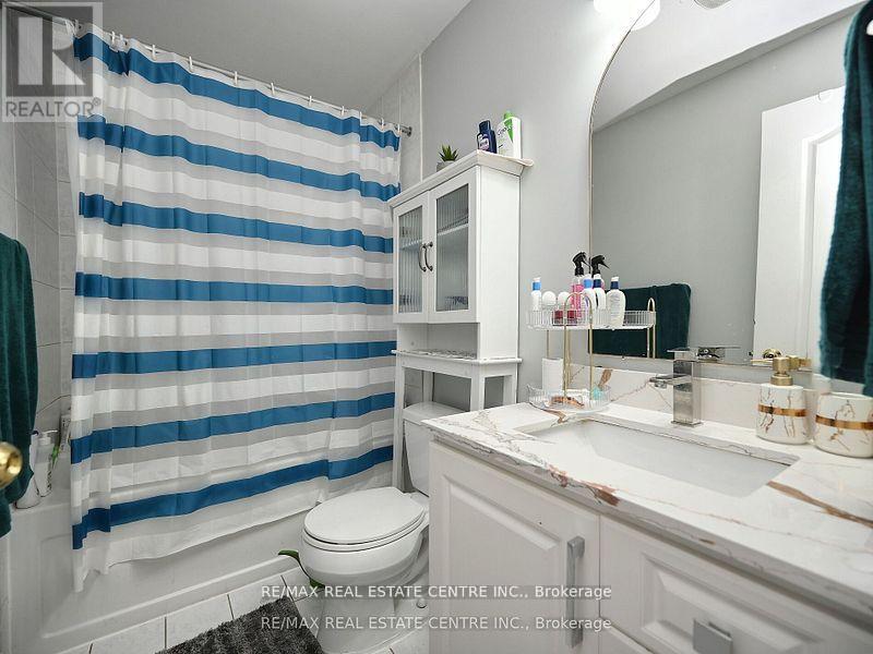 1162 Tupper Drive, Milton, Ontario  L9T 6T4 - Photo 39 - W12455640