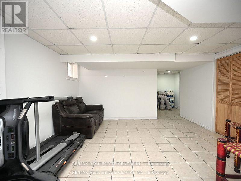 1162 Tupper Drive, Milton, Ontario  L9T 6T4 - Photo 44 - W12455640