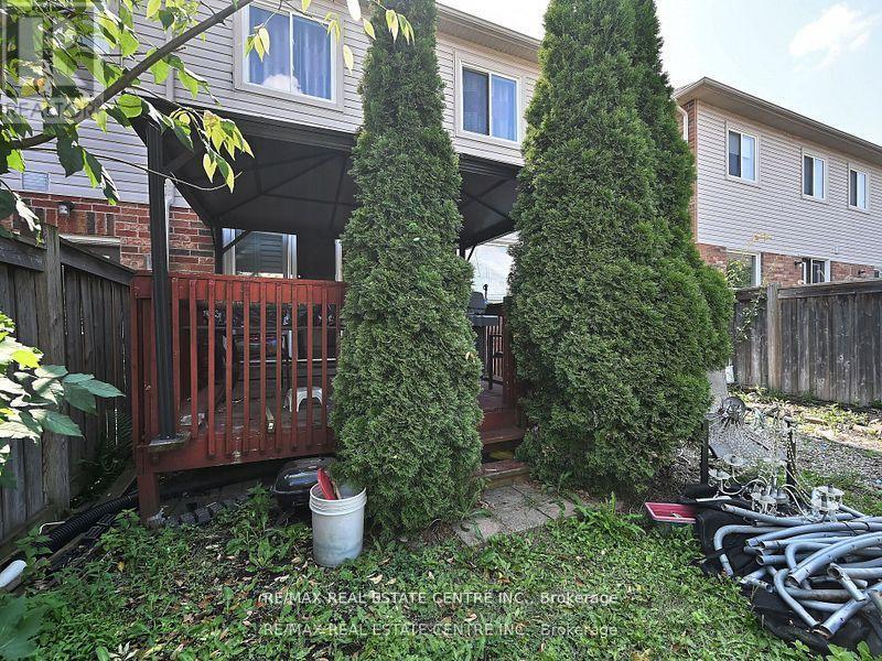 1162 Tupper Drive, Milton, Ontario  L9T 6T4 - Photo 49 - W12455640