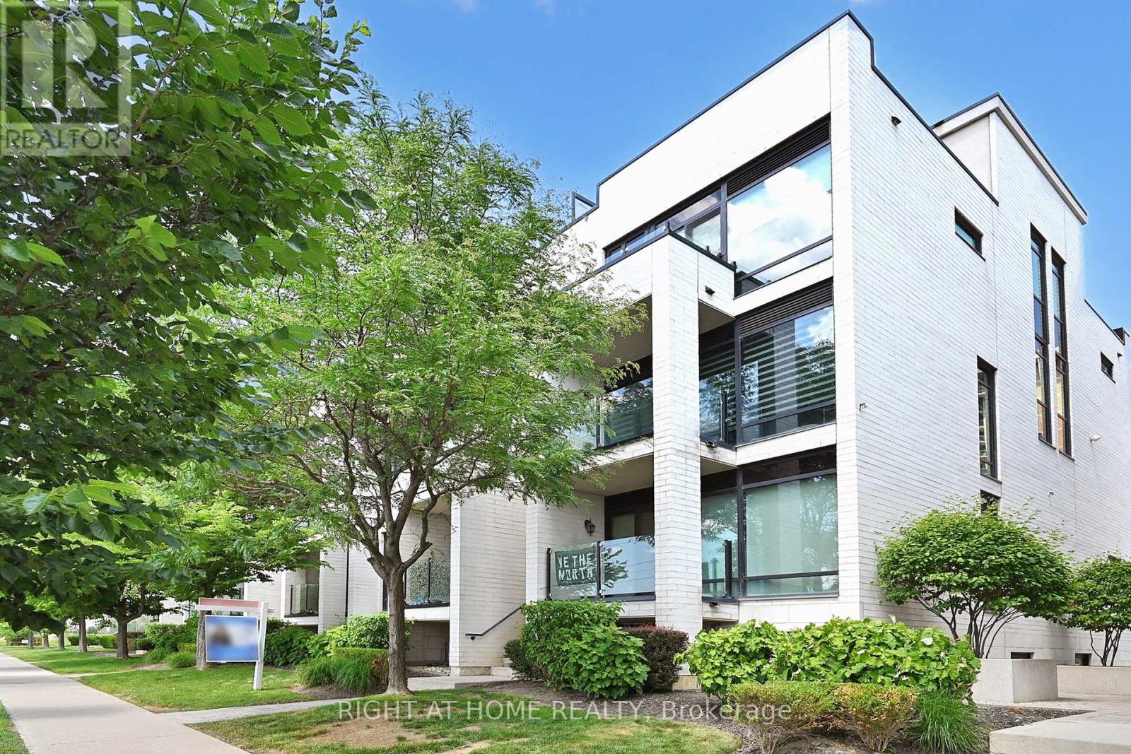 710 - 138 WIDDICOMBE HILL BOULEVARD, Toronto, Ontario
