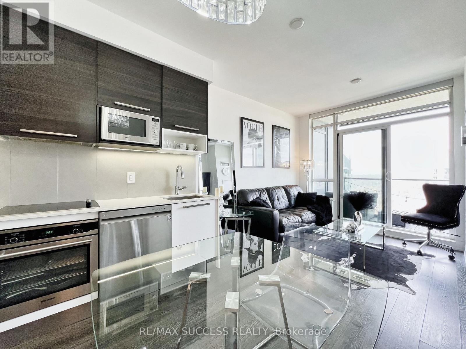 2707 - 36 Park Lawn Road, Toronto, Ontario  M8V 0E5 - Photo 18 - W12455654