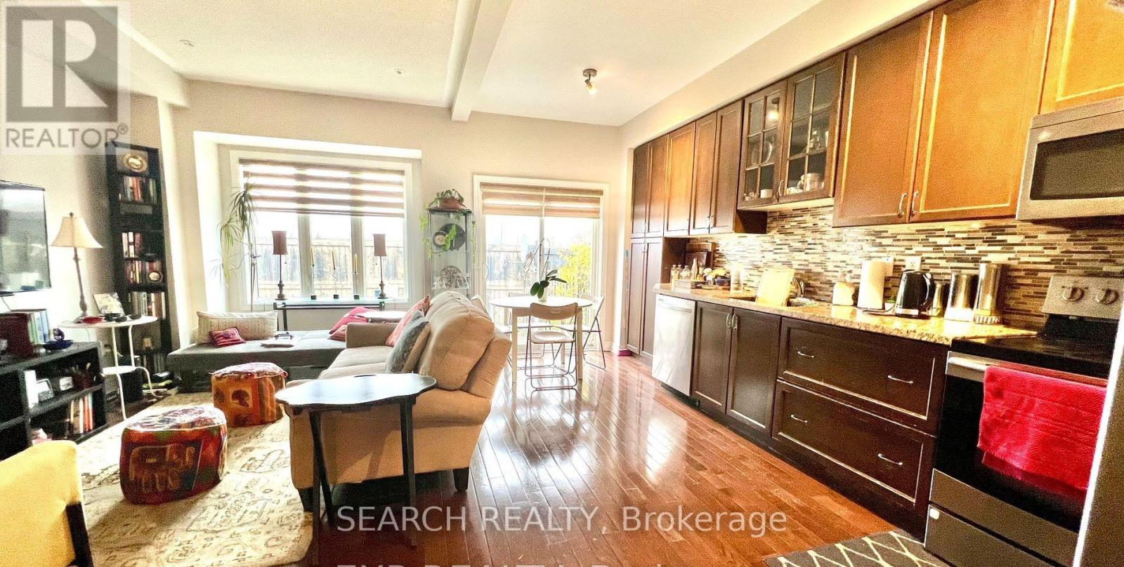 7471 Saint Barbara Boulevard, Mississauga, Ontario  L5W 0G3 - Photo 10 - W12455663