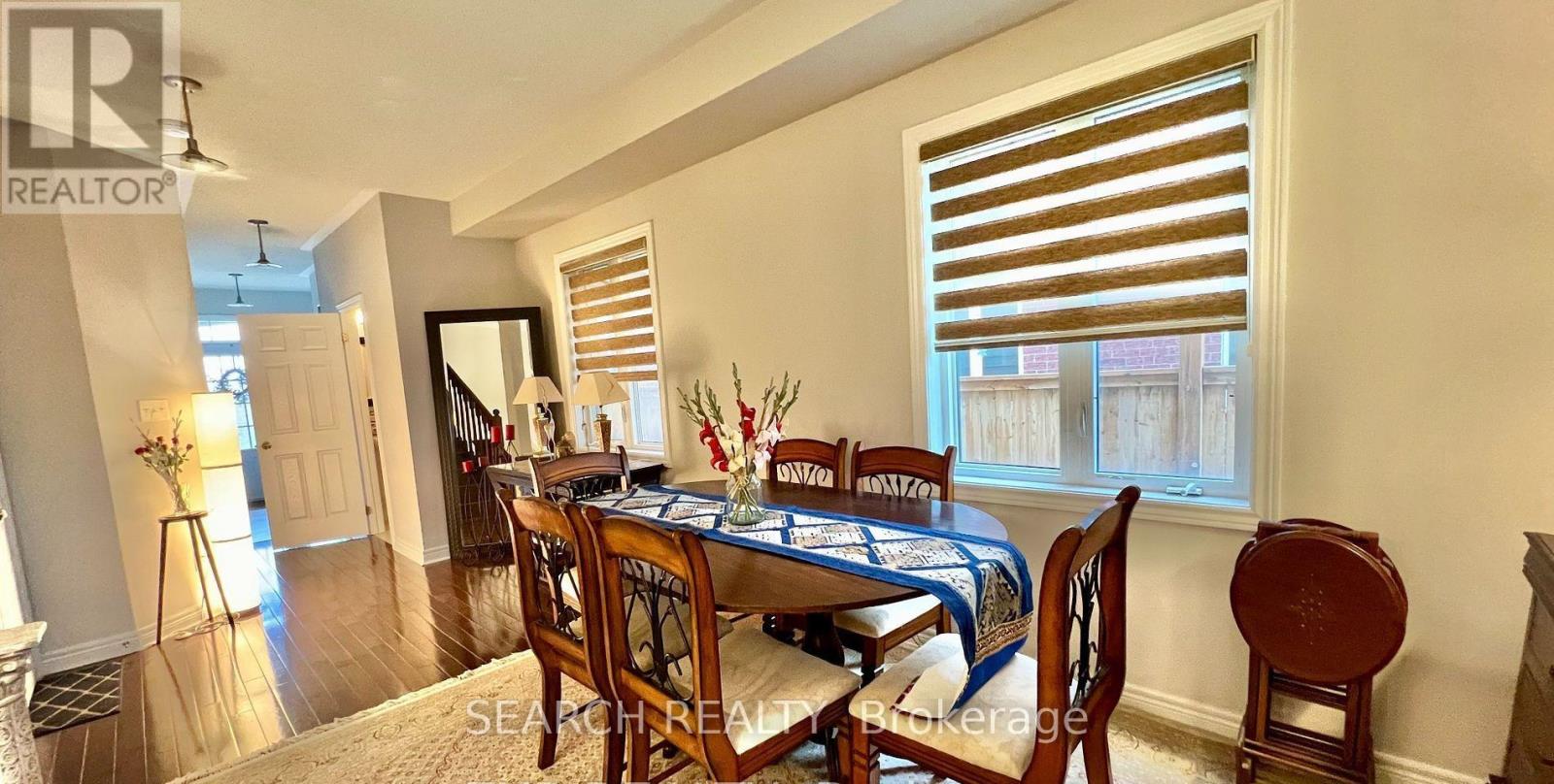 7471 Saint Barbara Boulevard, Mississauga, Ontario  L5W 0G3 - Photo 12 - W12455663