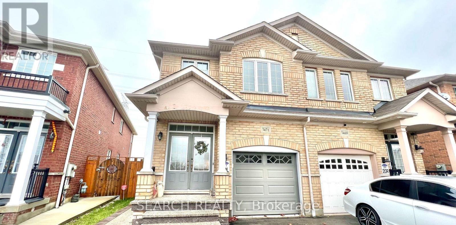 7471 Saint Barbara Boulevard, Mississauga, Ontario  L5W 0G3 - Photo 2 - W12455663