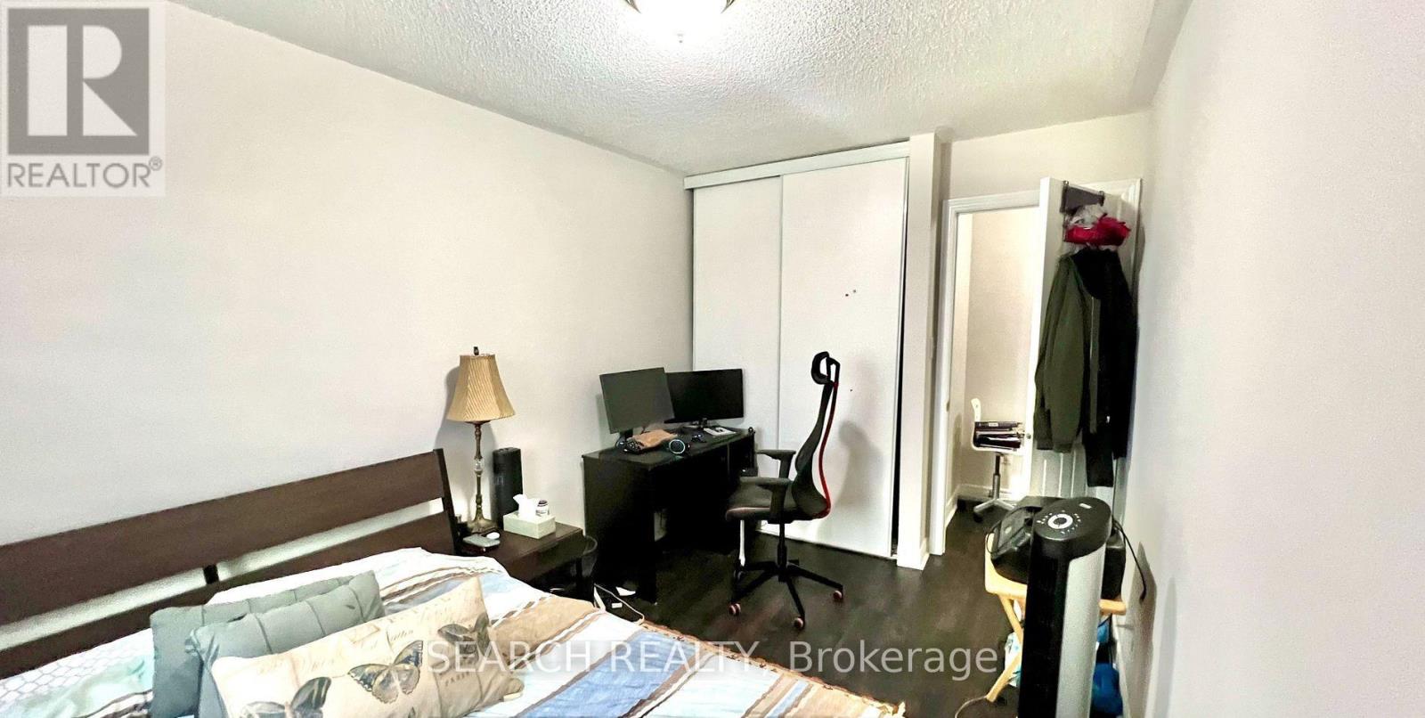 7471 Saint Barbara Boulevard, Mississauga, Ontario  L5W 0G3 - Photo 28 - W12455663