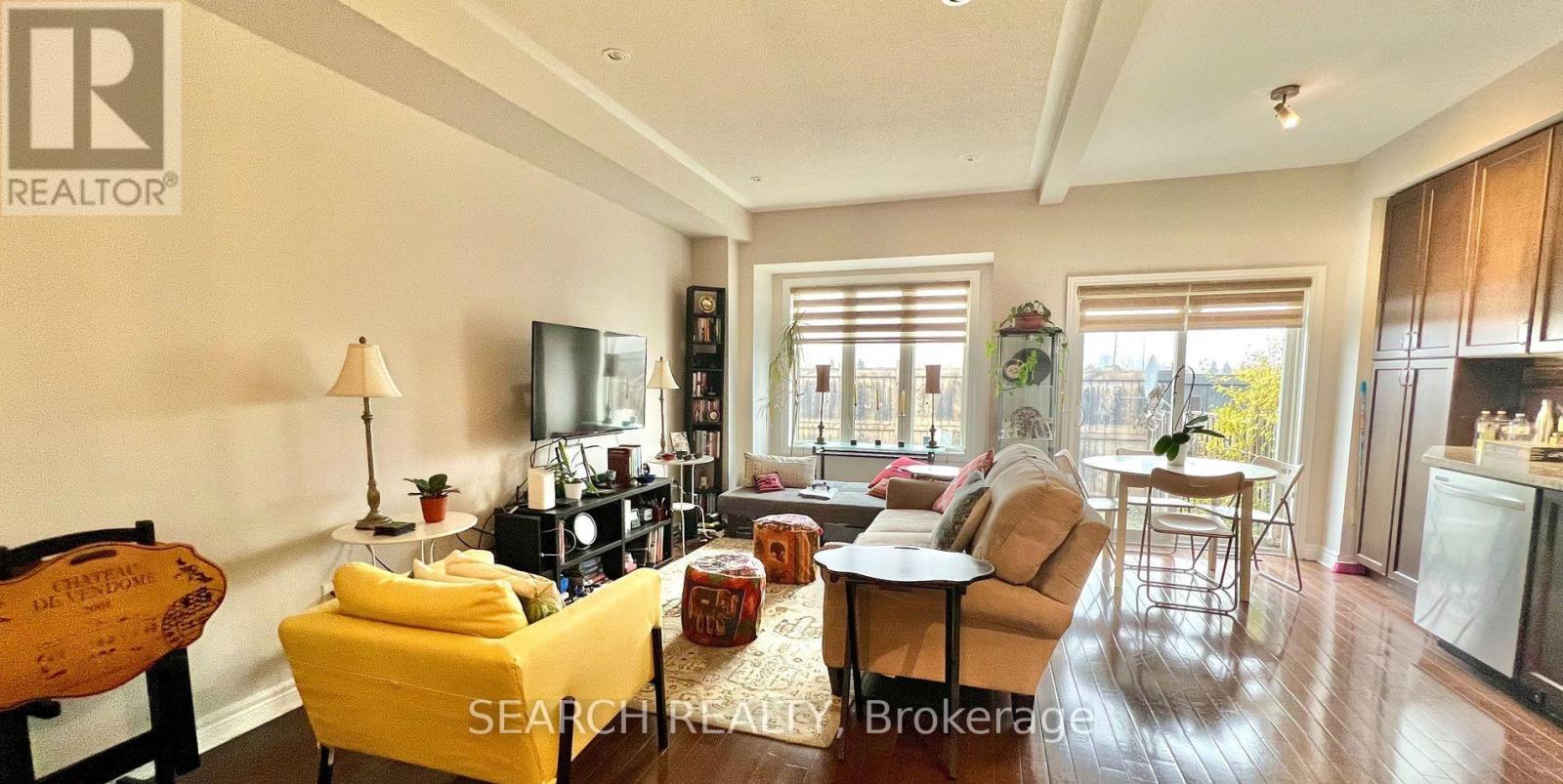 7471 Saint Barbara Boulevard, Mississauga, Ontario  L5W 0G3 - Photo 8 - W12455663