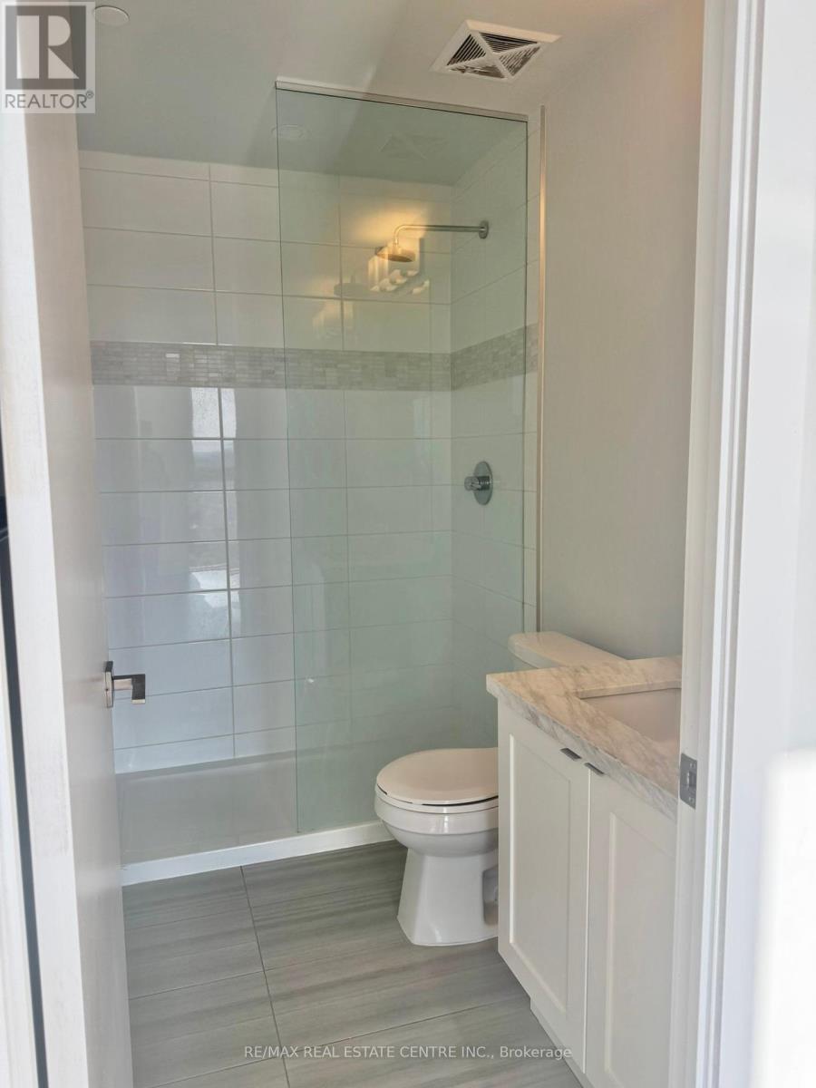 Ph 1 - 4055 Parkside Village Drive, Mississauga, Ontario  L5B 0K8 - Photo 11 - W12455667