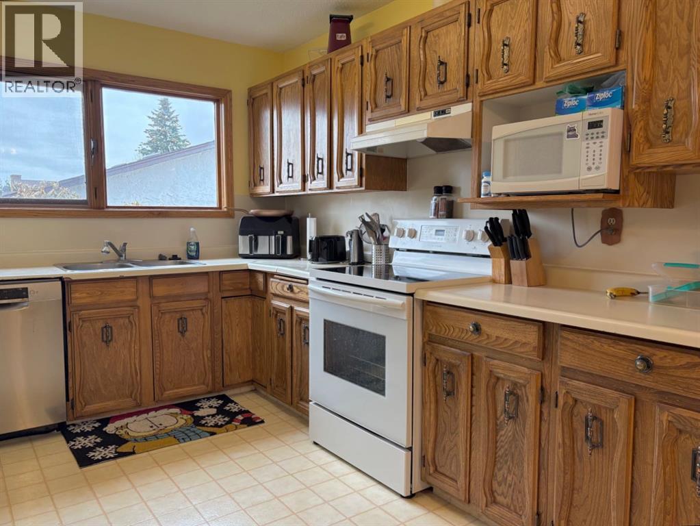 5623 55 Avenue, Rocky Mountain House, Alberta  T4T 1H6 - Photo 9 - A2263282