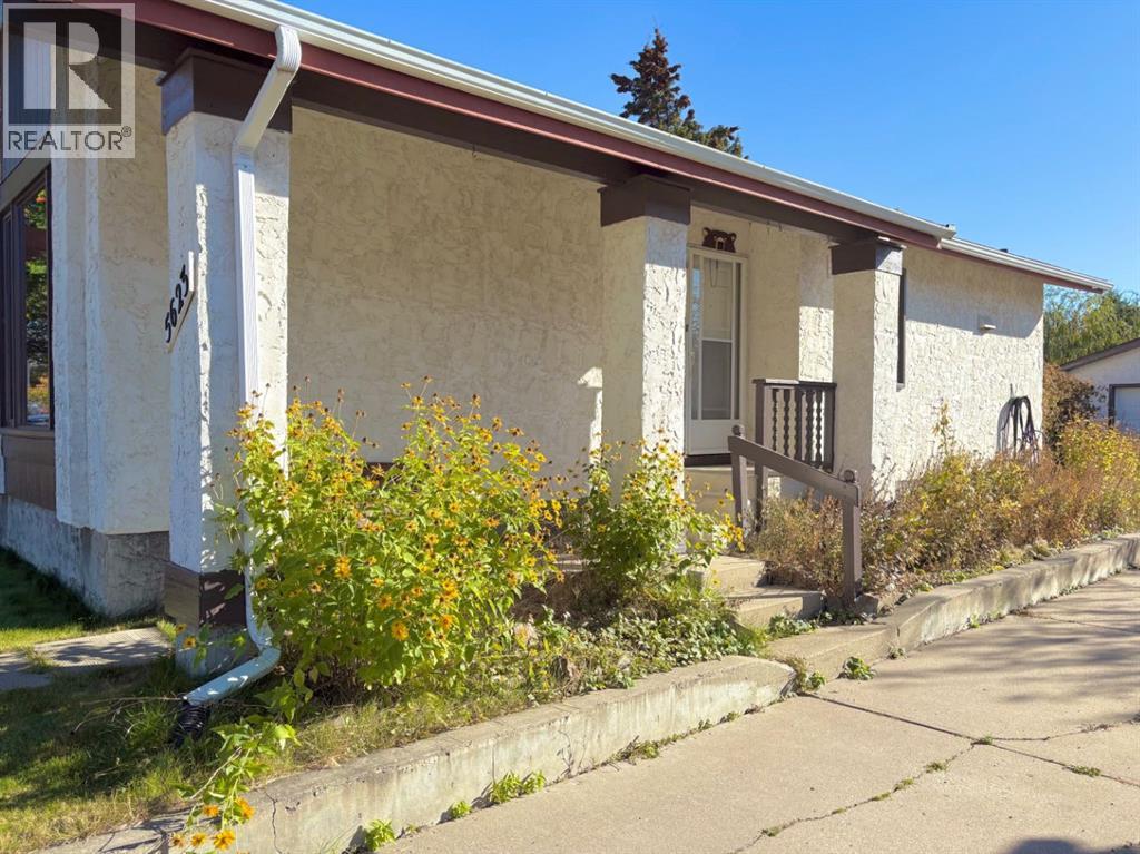 5623 55 Avenue, Rocky Mountain House, Alberta  T4T 1H6 - Photo 34 - A2263282